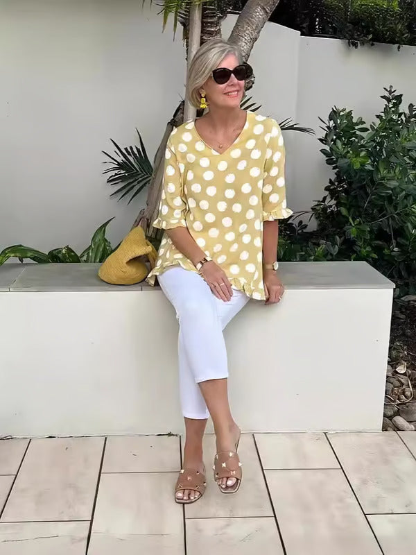 Josepha - Losvallende V-hals blouse met stippenprint