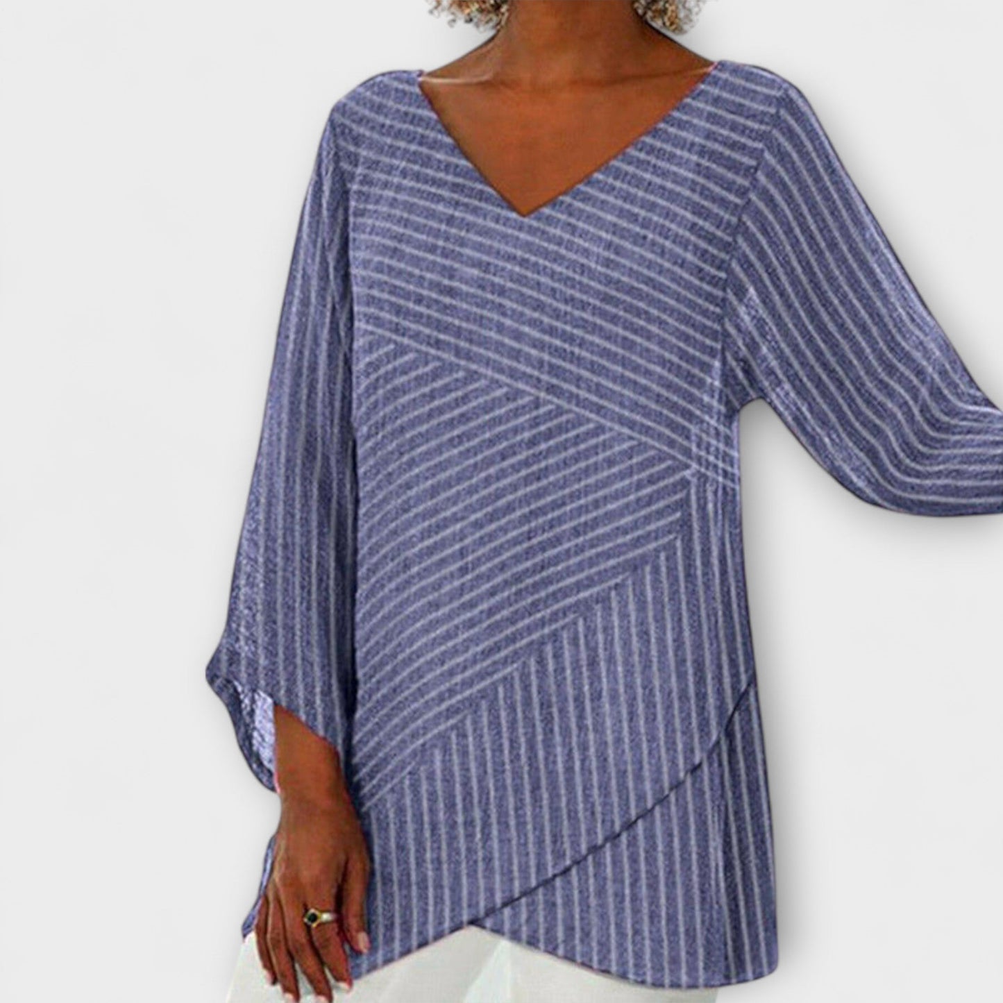 Ofelia - V-hals tuniek top met diagonale strepen voor dames