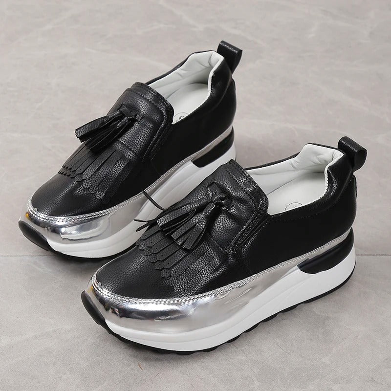 Solveig - Dames sneakers met plateauzool en sierlijke franjes