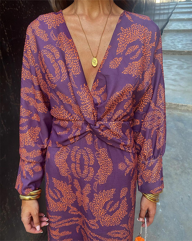 Amira – Kimono jurk met twist-front en diepe v-hals voor dames
