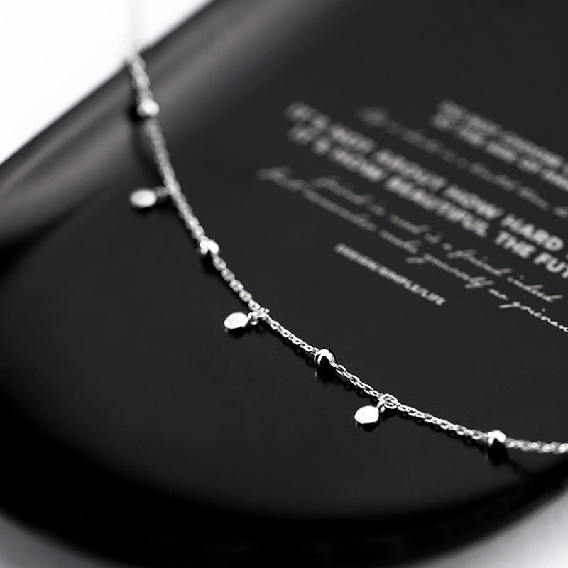 Fijne dames choker ketting met druppelaccenten