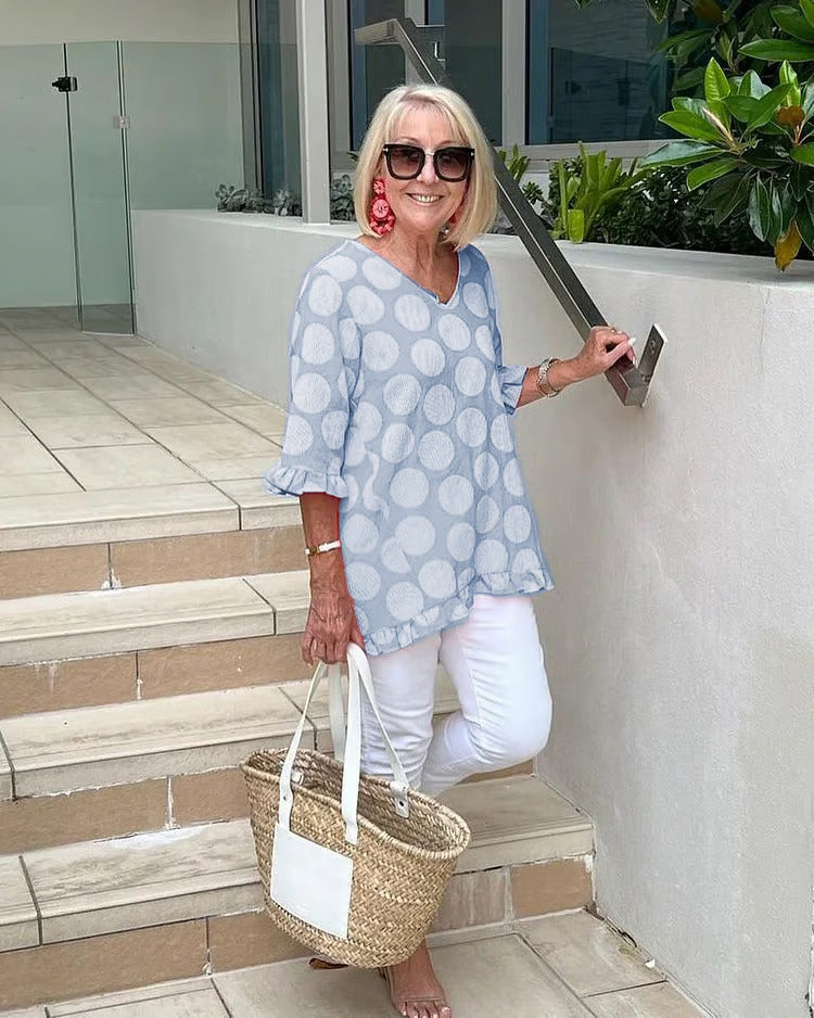 Josepha - Losvallende V-hals blouse met stippenprint
