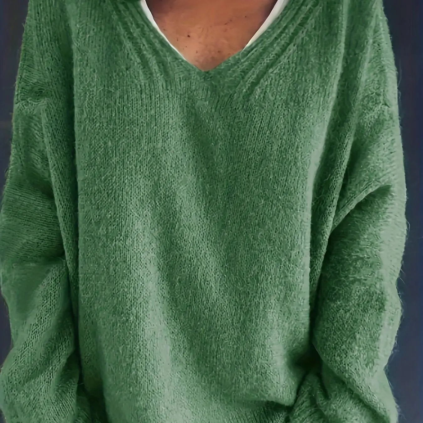 Robbie - Oversized eenvoudige trui met V-hals voor rondingen