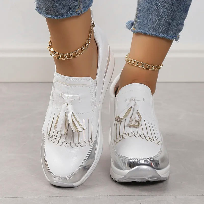 Solveig - Dames sneakers met plateauzool en sierlijke franjes