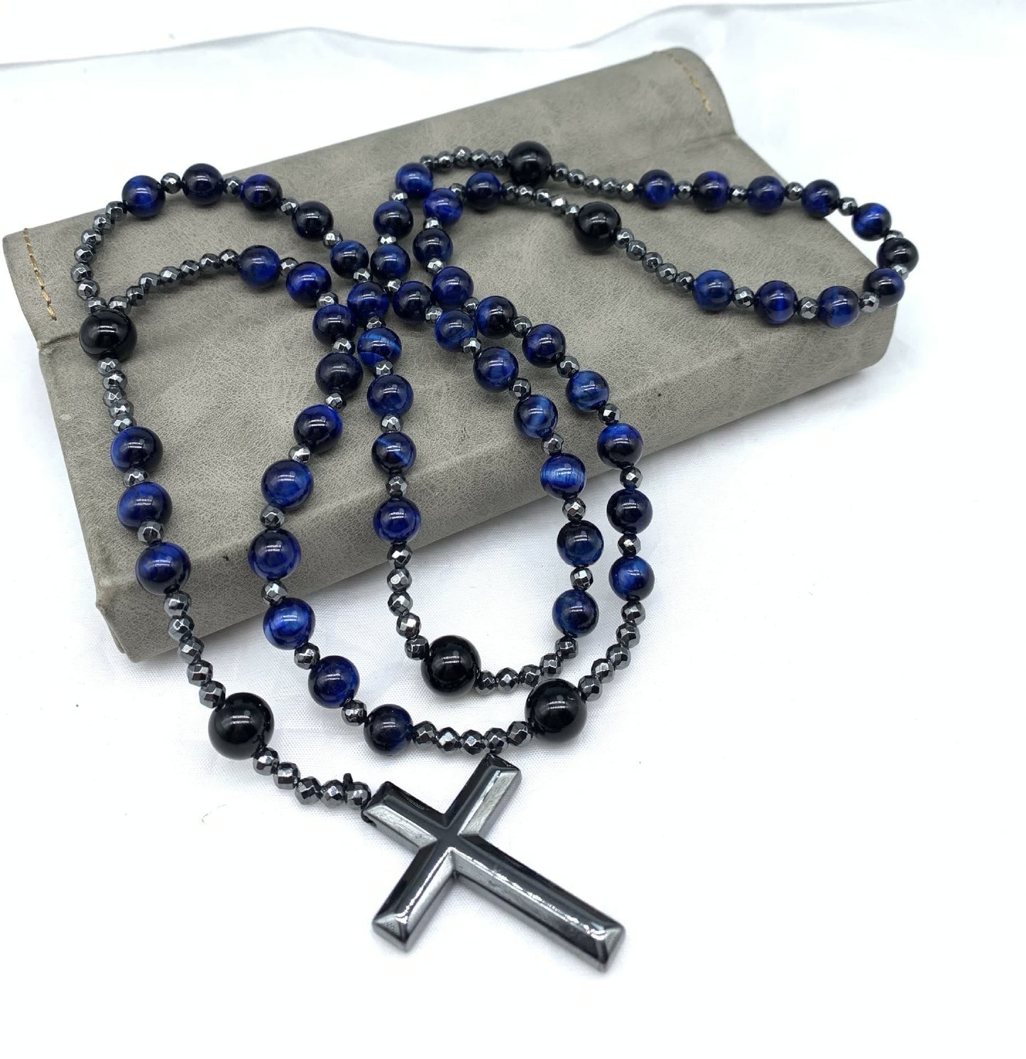 Heren Halsketting met Kruisvormige Hanger en Spiritueel Ontwerp