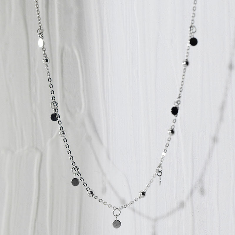 Fijne dames choker ketting met druppelaccenten