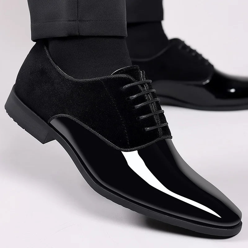 Egon - Herenveterschoenen met glanzende neus en verfijnde contouren