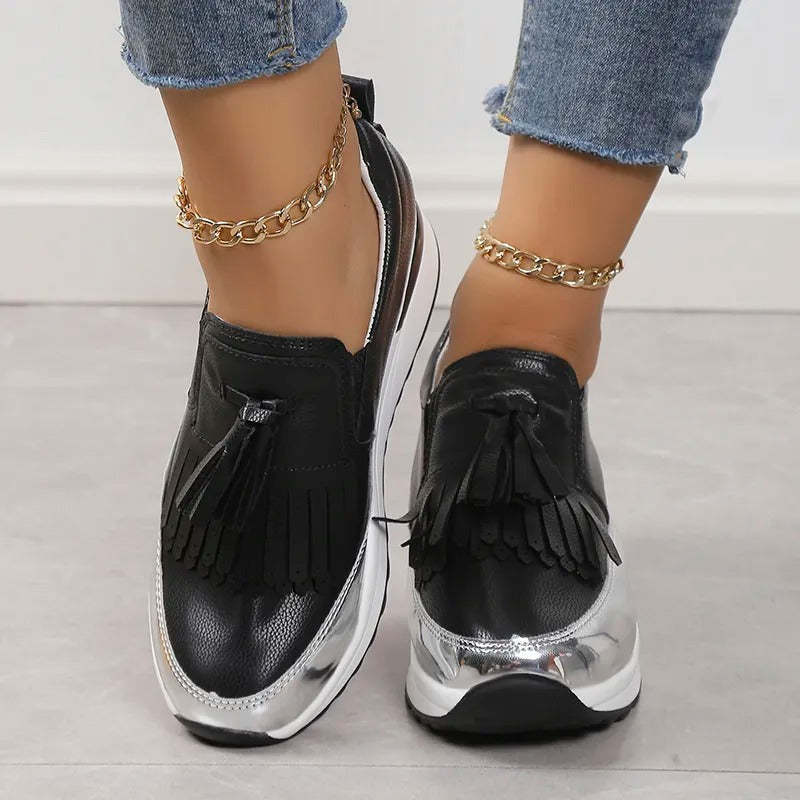 Solveig - Dames sneakers met plateauzool en sierlijke franjes