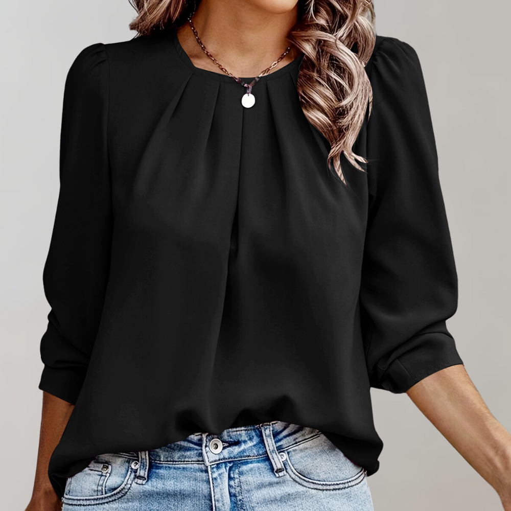 Manuela - Luchtige dames blouse met plooi-accent