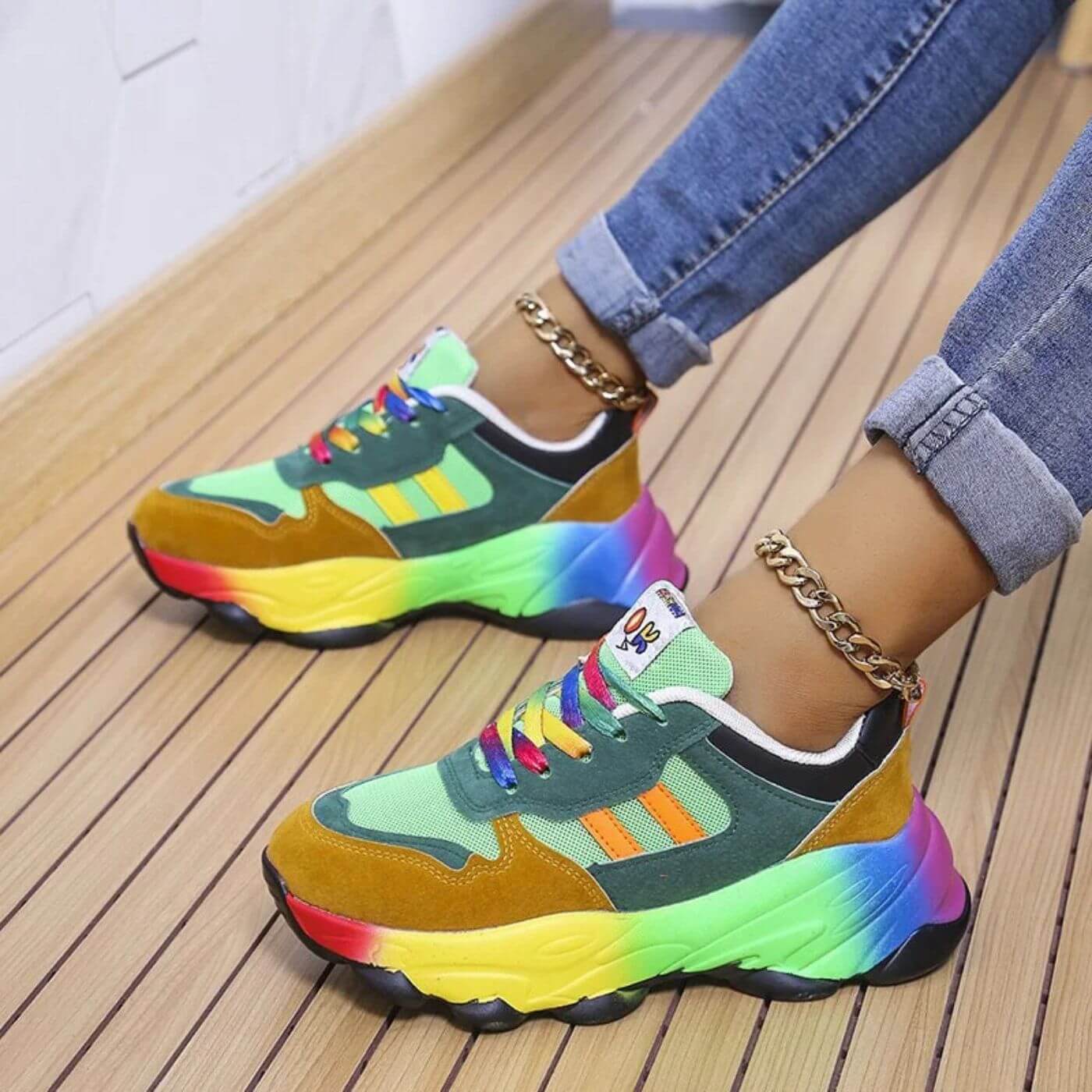 Rufina - Dames sneaker met regenboogzool en colorblock design