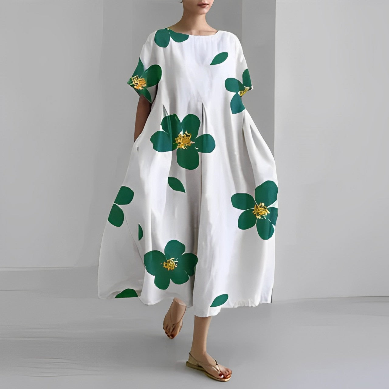 Catalina - Dameszwaairok met bloemmotief en losse pasvorm