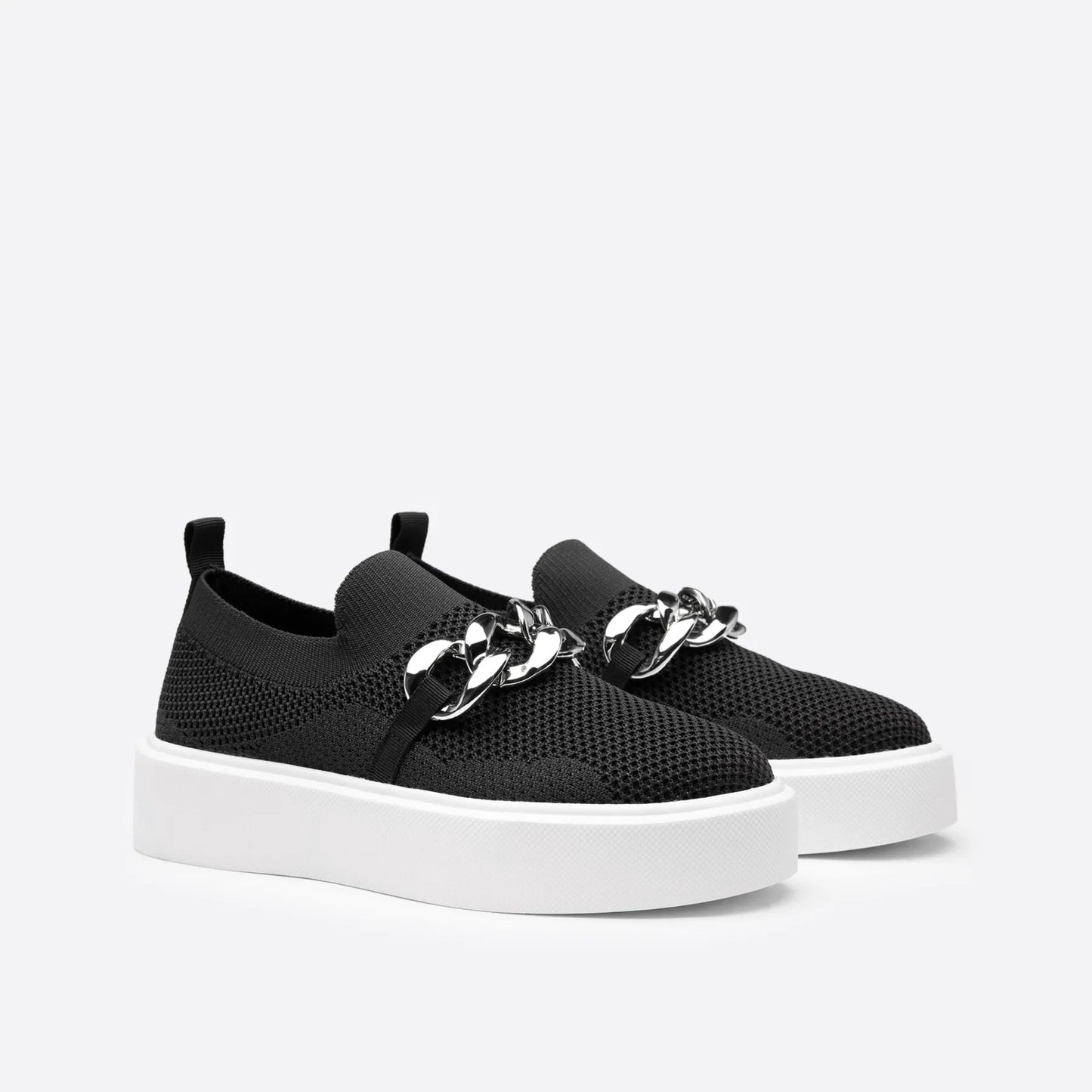 Raphaelle - Slip-on sneakers met chunky kettingdetail voor dames