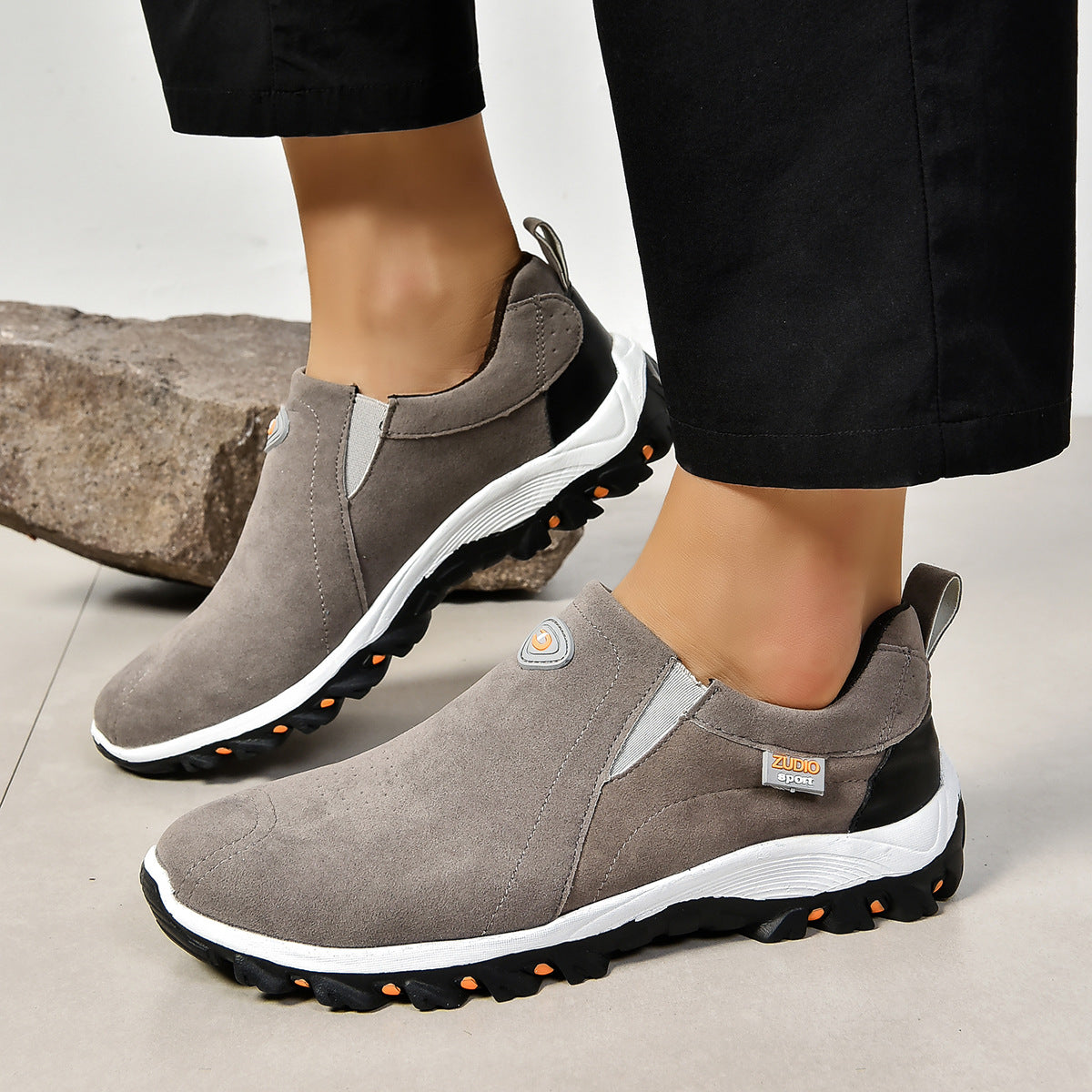 Zinaida - Heren slip-on wandelschoen met gripzool