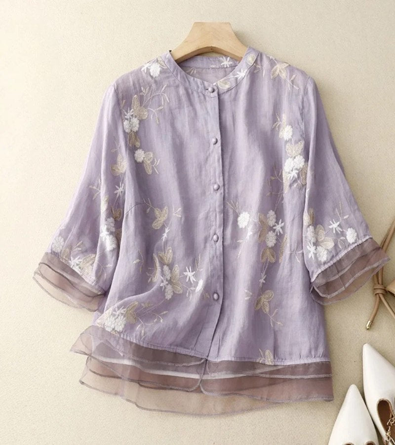 Gaetana - Bloemenborduursel damesblouse met knoopsluiting
