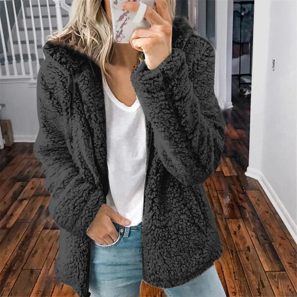 Isadora - Dames knusse teddy fleece jas met capuchon