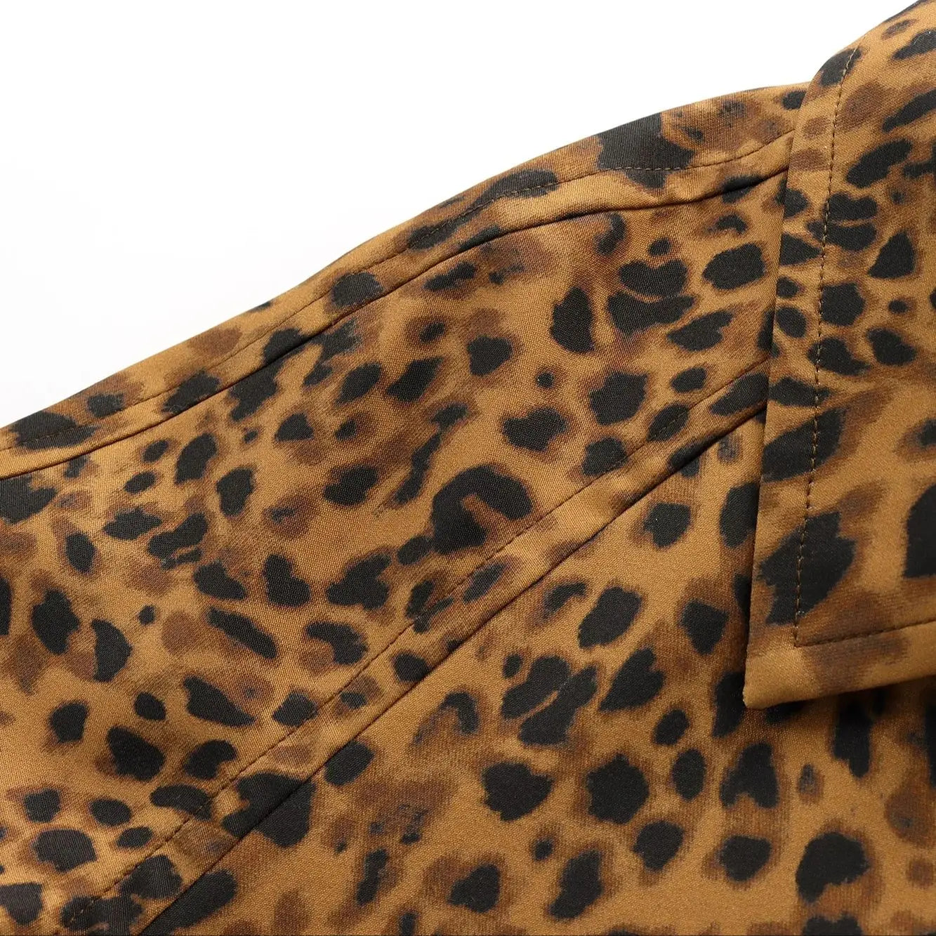 Medusa - Luipaard chique dames trenchcoat met 2 voorzakken