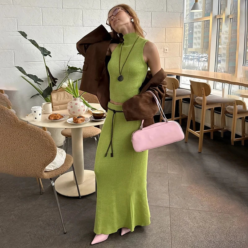 Maegan – Mouwloze dames top en maxi rok set