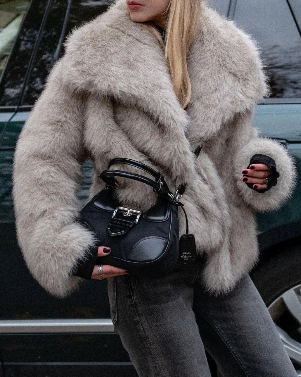 Milky | Luxe bontjas met oversized kraag