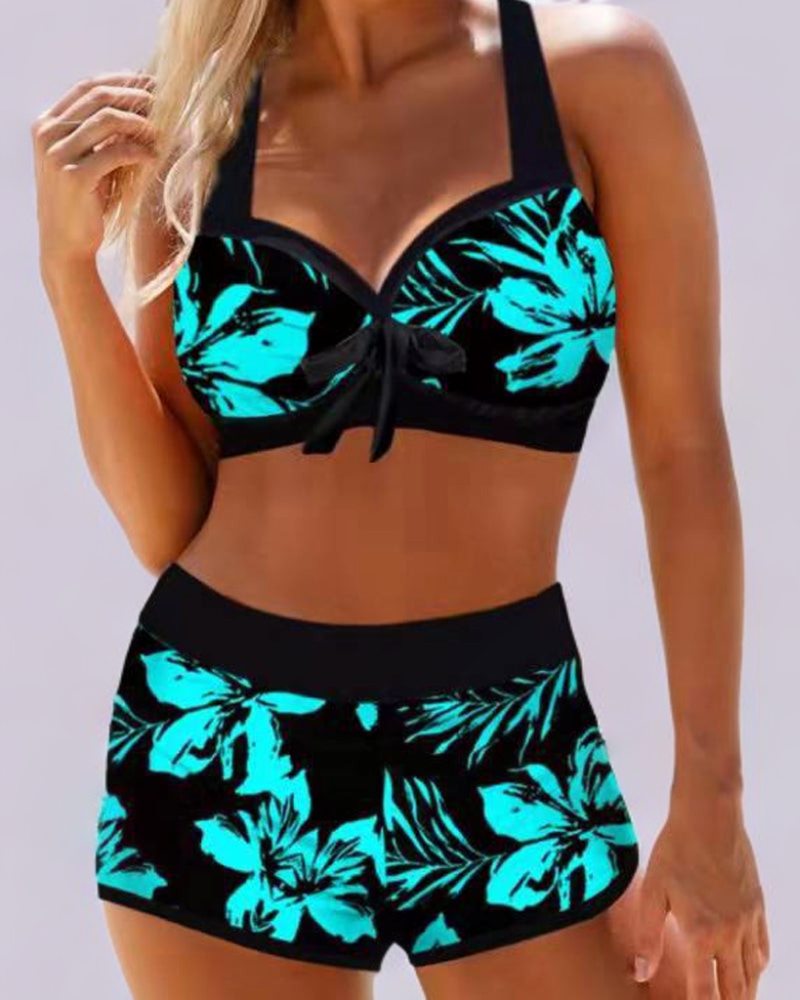 Ditte – Bikini set met tropische print en high-waist short voor dames