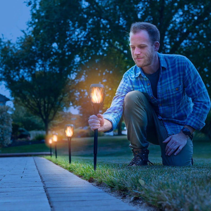 GroenLeven - Solar Tuinfakkel draadloos iedere avond gratis tuinverlichting