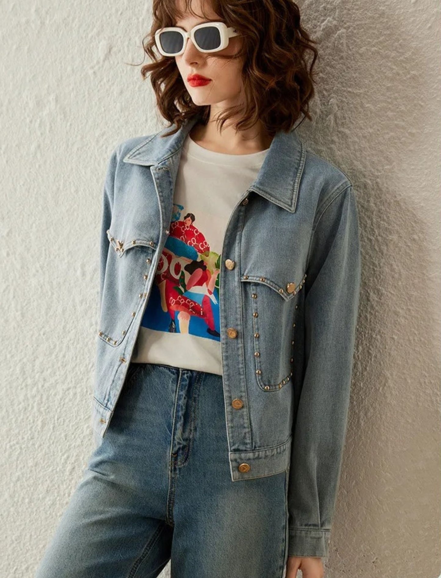 Lucinda - Korte dames denim jas met studs