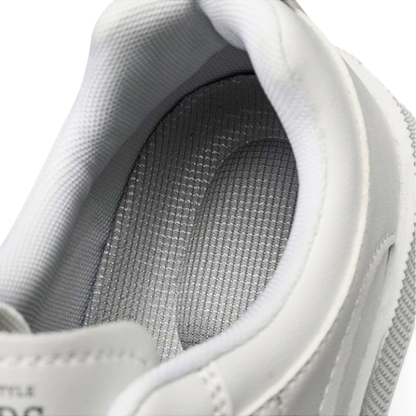 Eudes - Lage heren sneakers met dikke zool en cleane afwerking