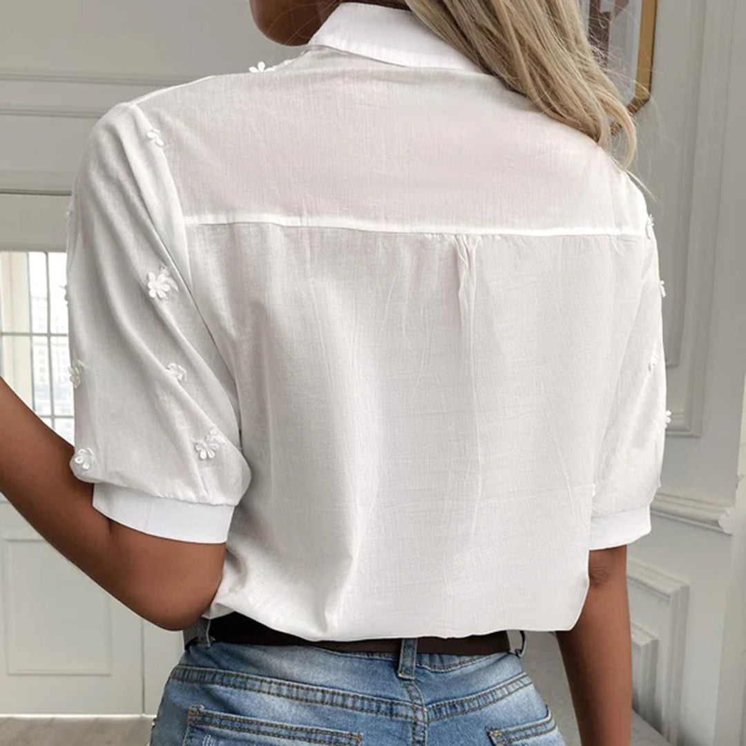 Blossom & Lace | Modieuze blouse wit kant korte mouwen