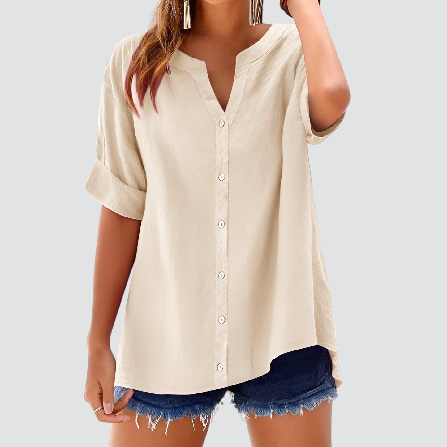 Hannelie - V-hals damesblouse met knoopsluiting