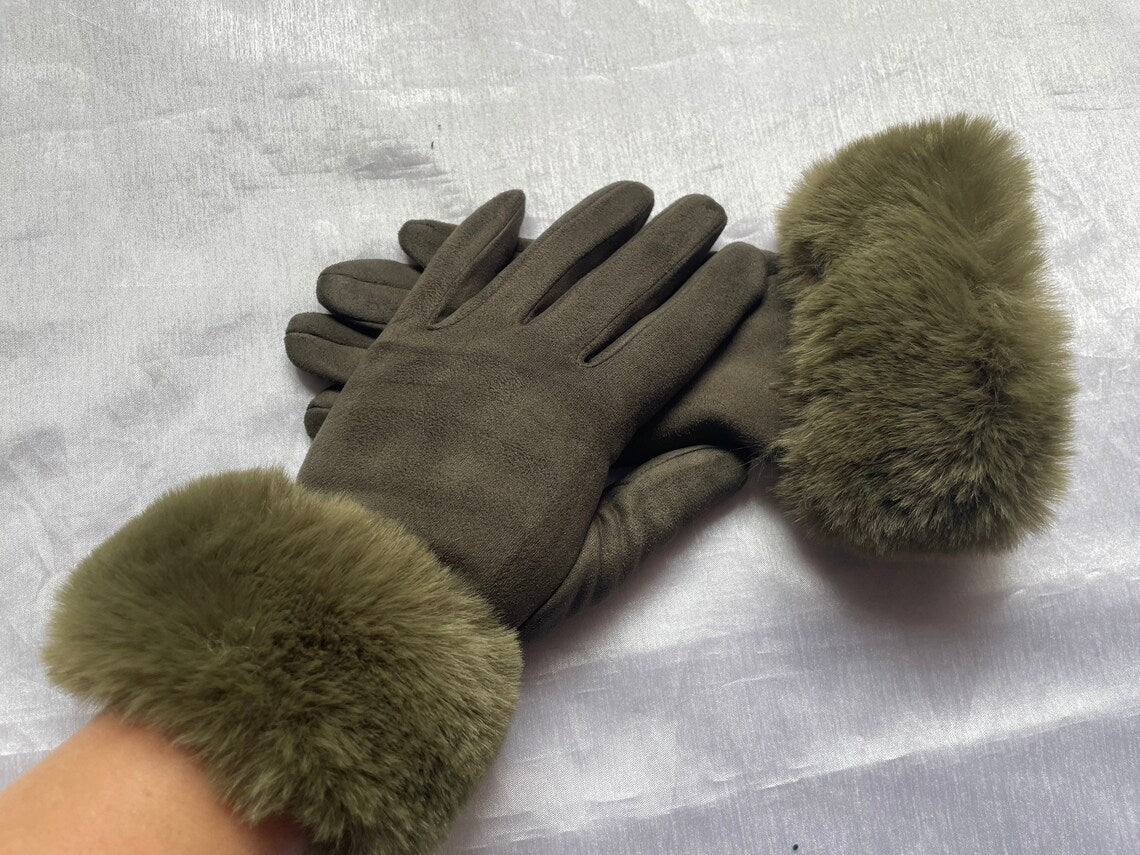 Cherry - Pluche gevoerde suède handschoenen voor dames