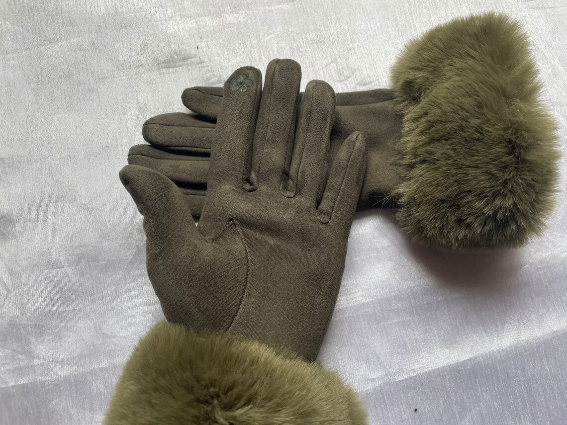 Cherry - Pluche gevoerde suède handschoenen voor dames