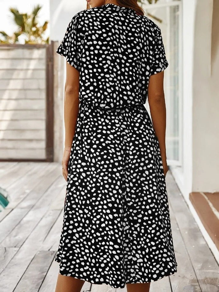 Nadezhda - V-hals zomerjurk met knoopsluiting voor dames
