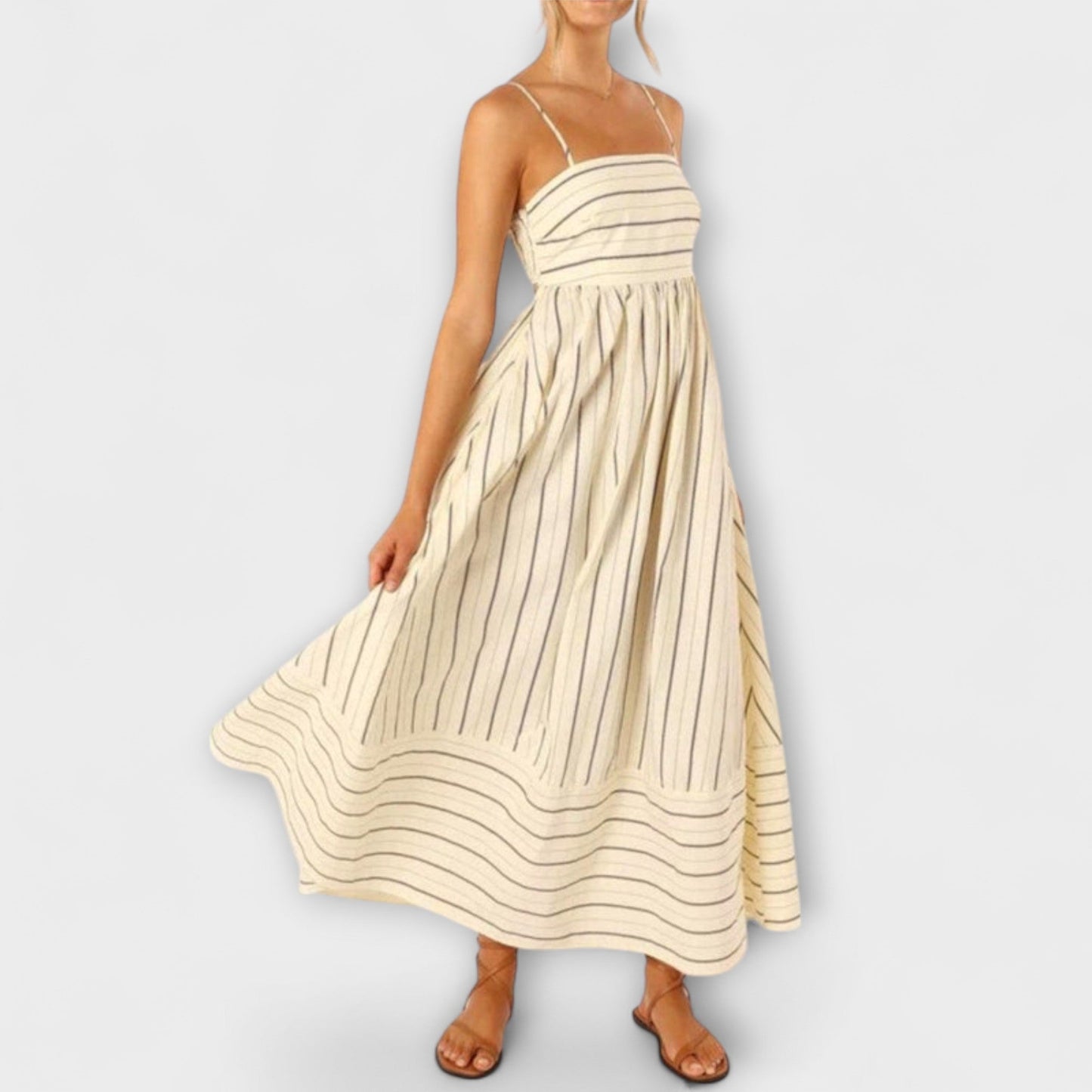 Tamaris - Strapless maxi jurk met plooivalling en fijne schouderbandjes
