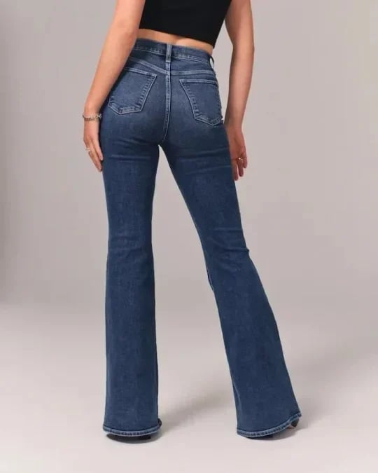 Karylle - Moderne flared jeans voor dames