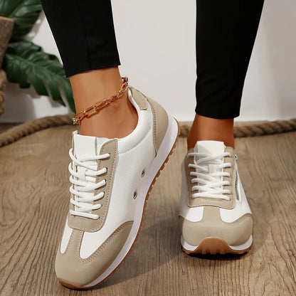 Elaine – Vetersneakers met contrastdetails en gripzool