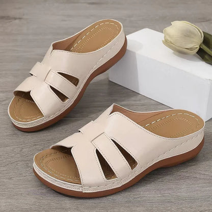 Hedwig -Dames slippers met uitgesneden band