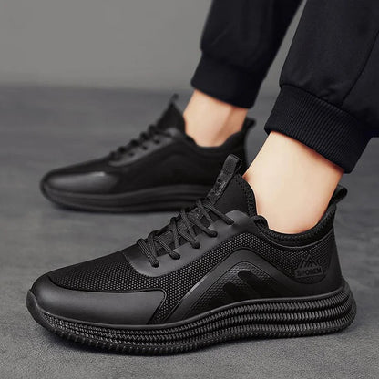 DarkMtrz - Iconische full black sneaker mannen