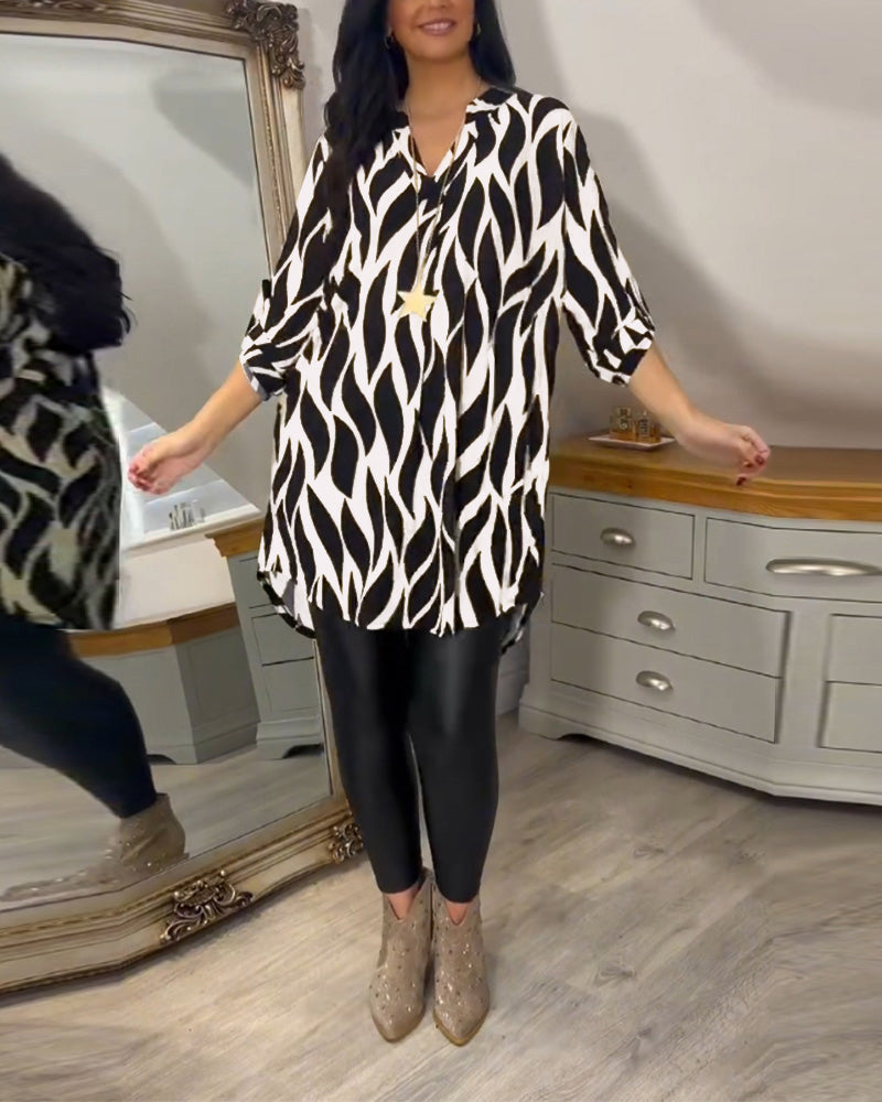 Alana – Luxe tuniek met dynamisch grafisch patroon