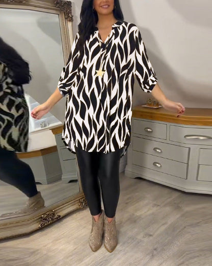 Alana – Luxe tuniek met dynamisch grafisch patroon