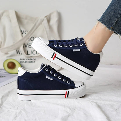 Fadila - Dames platform sneakers met minimalistische zooldetails