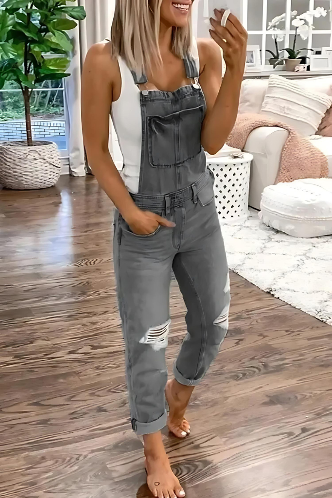 Thea - Casual denim overall met gerafelde details op de dijen