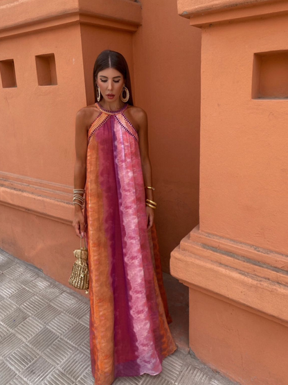 Melike - Maxi damesjurk met halternek en vloeiend silhouet