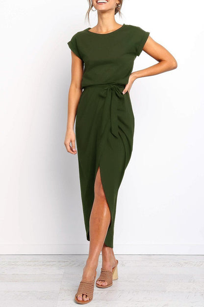 Jodie - Dames splitjurk met ceintuur en opgerolde mouwen