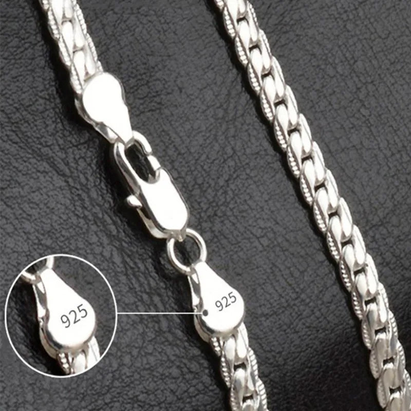 Herenketting met platte schakel en zilveren glans
