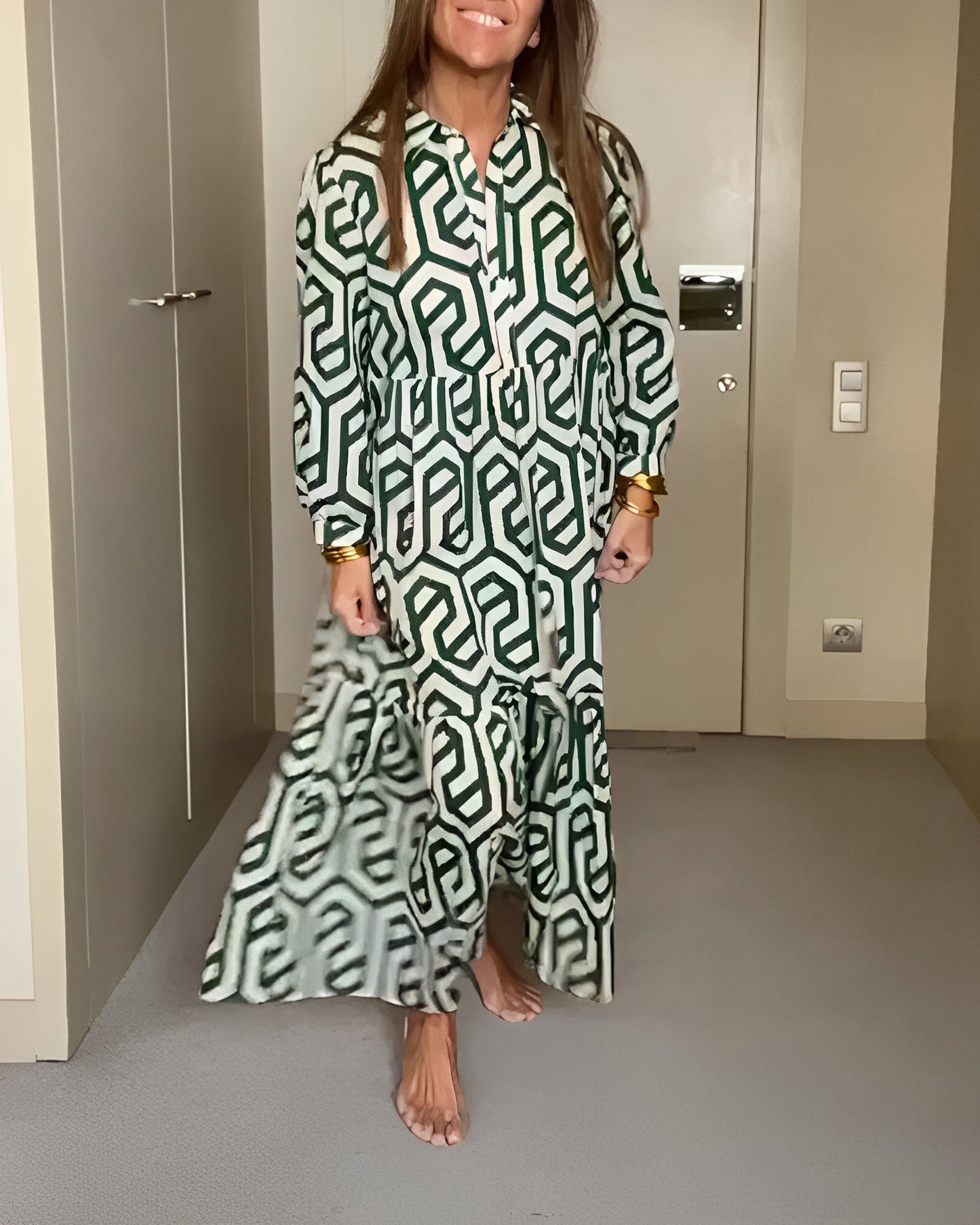 Greta – Maxi-jurk met grafisch doolhofmotief