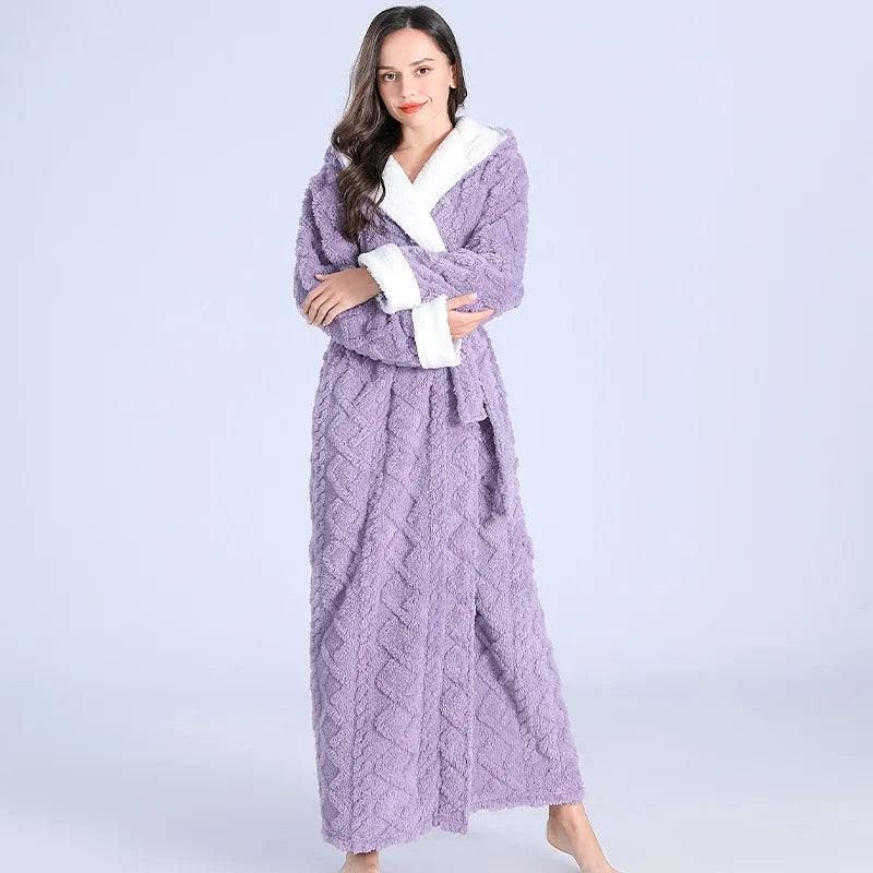 Delora - Knusse fleece badjas met capuchon voor dames