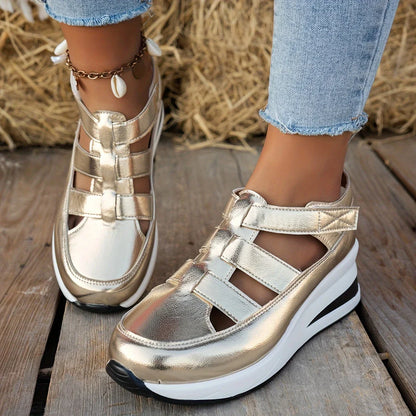 Teresina - Damesplateausandaal met sportieve look
