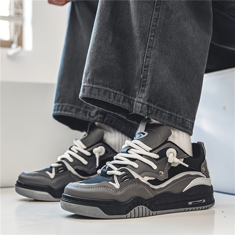 Cuthbert - Lage herensneaker met contrastdetails en sportieve zool
