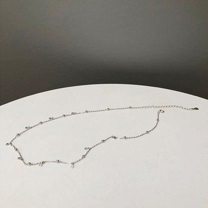 Fijne dames choker ketting met druppelaccenten