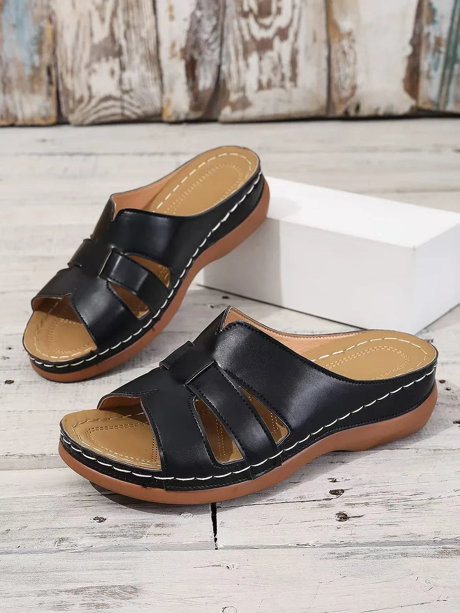 Hedwig -Dames slippers met uitgesneden band