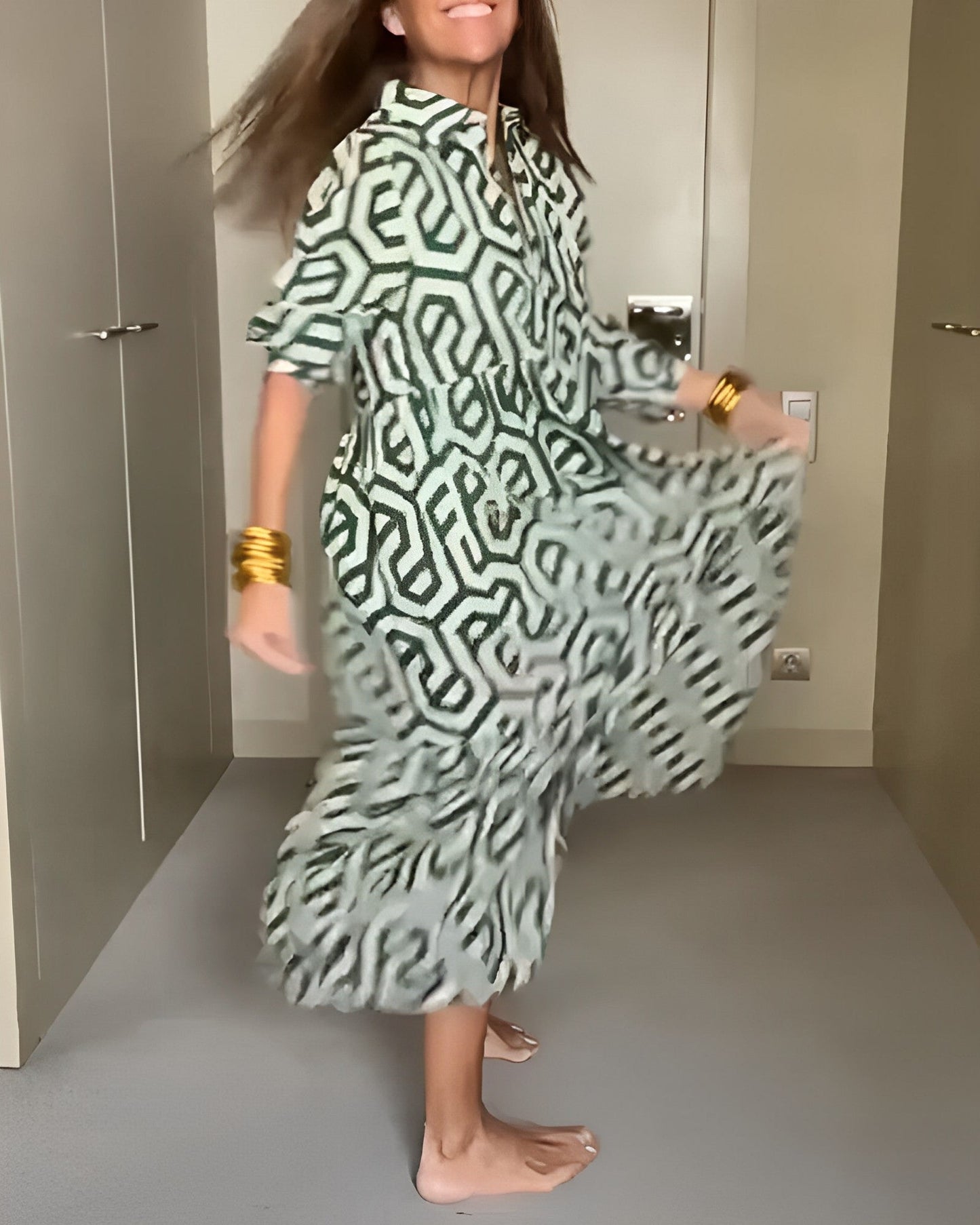 Greta – Maxi-jurk met grafisch doolhofmotief